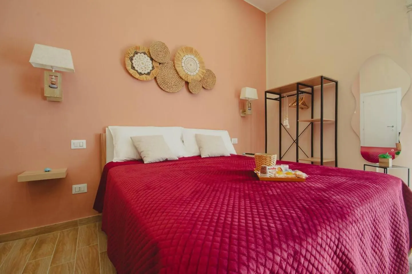 Marie Home Experience 1 Deluxe Naples
